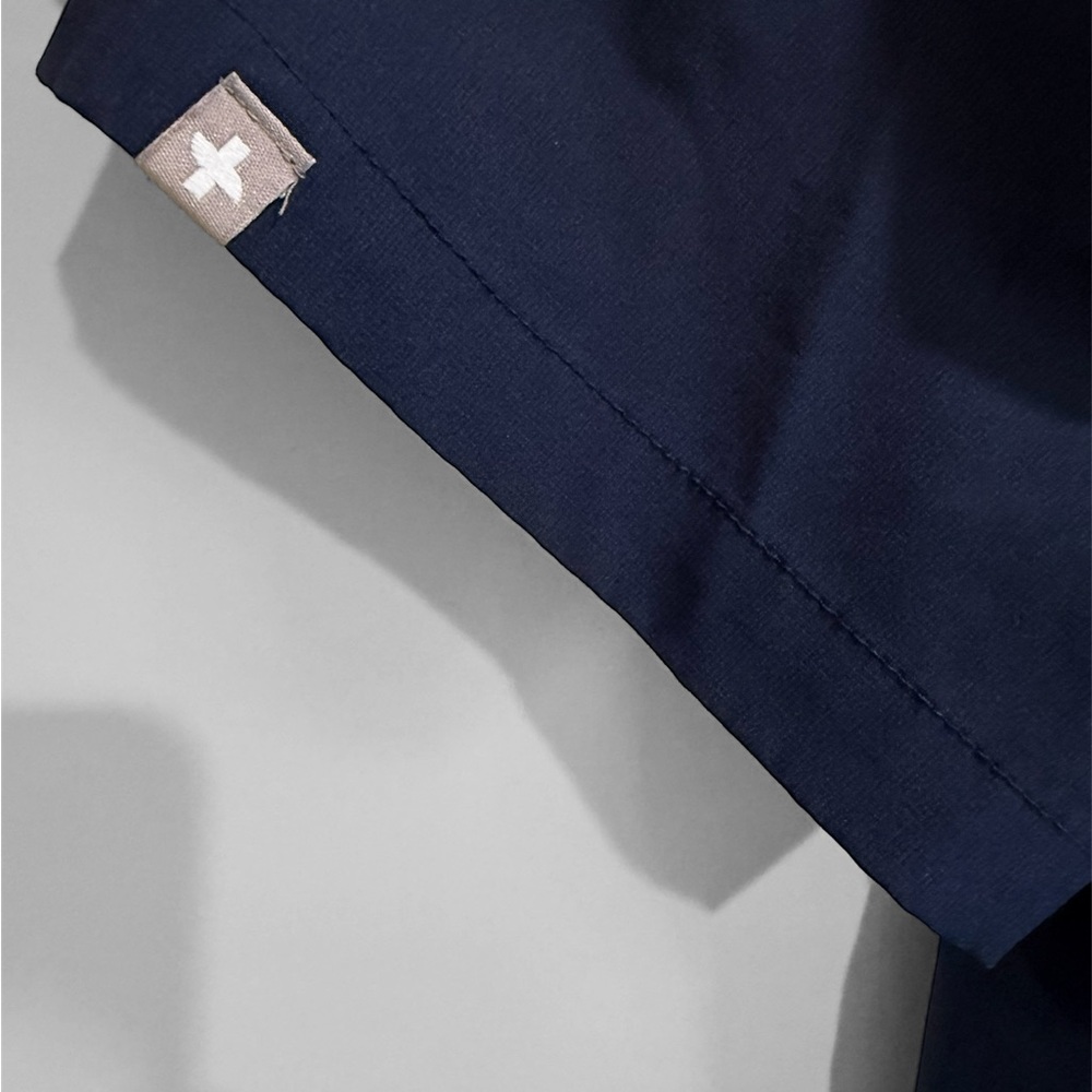 FIGS Oran Slim Scrub Top Navy S FIONx Freex Discontinued Double Collar - Picture 5 of 5